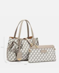 ⁦شنطه نسائيه جلد بيج بطبعات الخيل | ZLH525L⁩ - الصورة ⁦4⁩