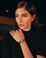 ⁦ساعة نسائية بسير ستيل بلون فضي | ZOS325F⁩ - الصورة ⁦3⁩