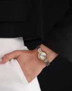 ⁦ساعة الخلية النسائية بلون الذهبي والفضي | LAS013L⁩ - الصورة ⁦3⁩