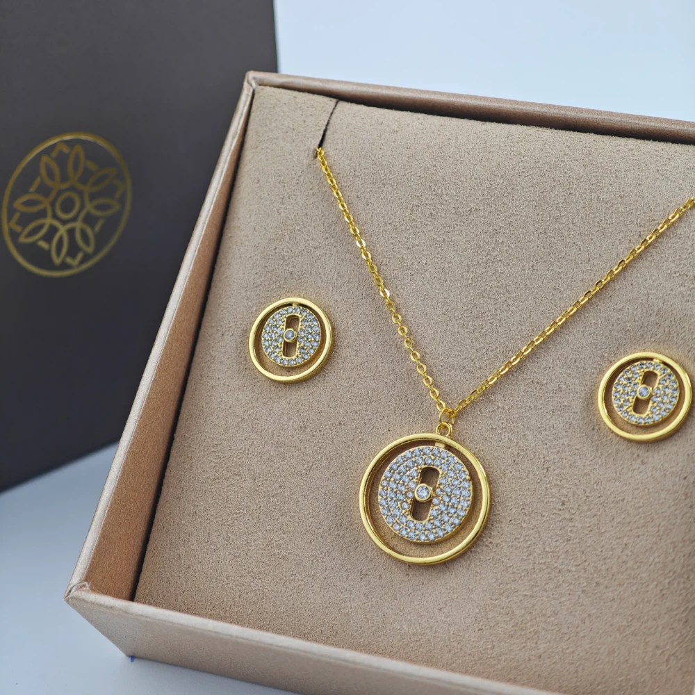 طقم سلسال وحلق نسائي بلون ذهبي | Acc0059